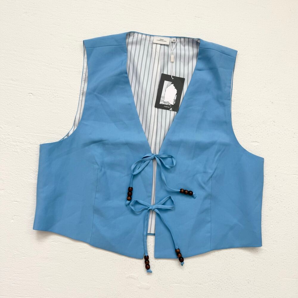 Only Carmakoma Loose Tieā Vest in Azure Blue, Size 46